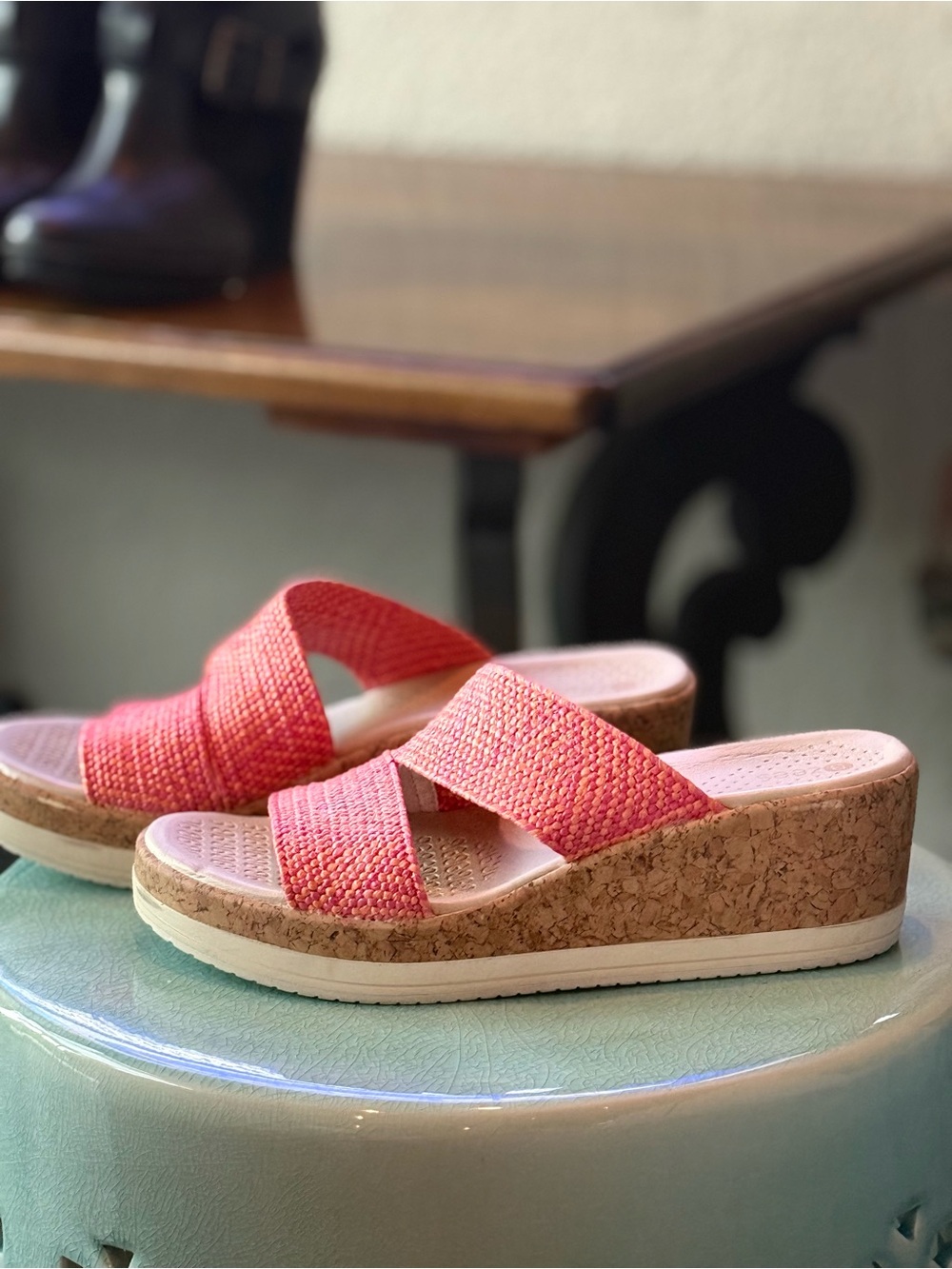 Bzees Comfort Slide Sandal in Coral Pink - Women's Wedge size 7.5 - Picture 3 of 6